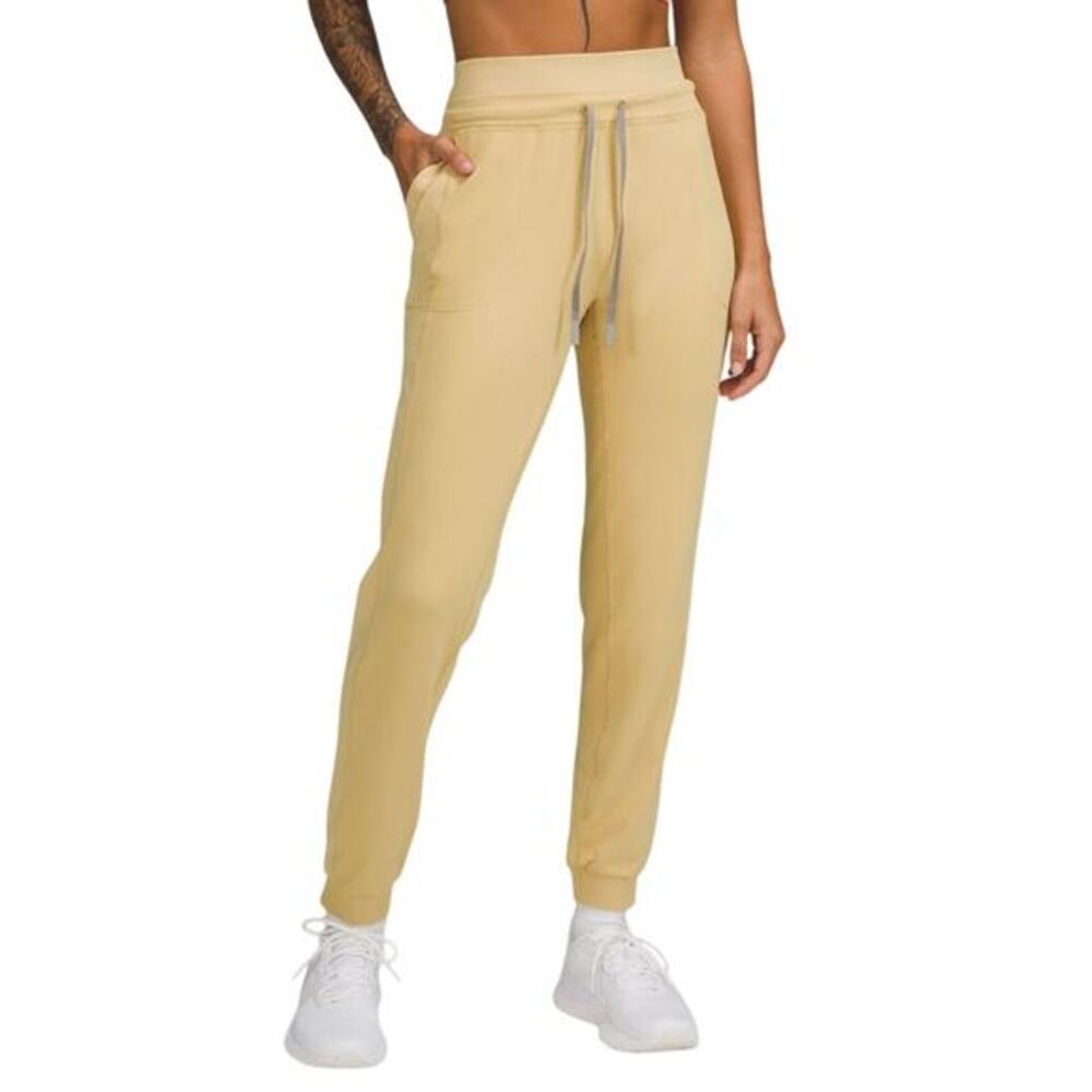 Lululemon Women's Throwback Base Runner High Rise‎ Jogger Yellow Size 8